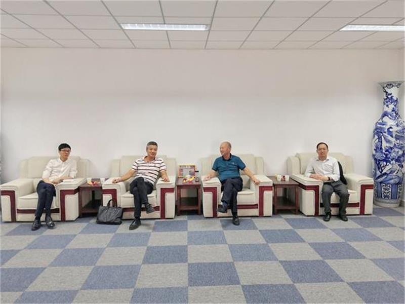 清华研究院陆院长一行 来爱体育app首页_爱体育（中国）,共商产业规划